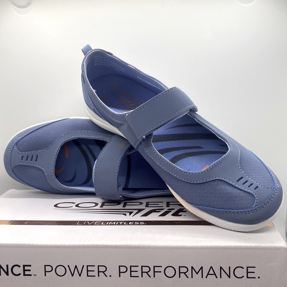 NWOT Mary Jane Copper Fit Shoes 8 Tennis Sporty Casual Slip-on Periwinkle Blue